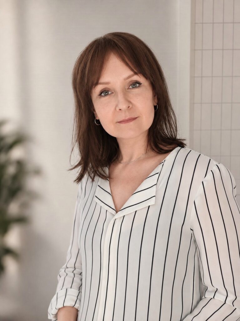 Riikka Hakkarainen, sisustusarkkitehti